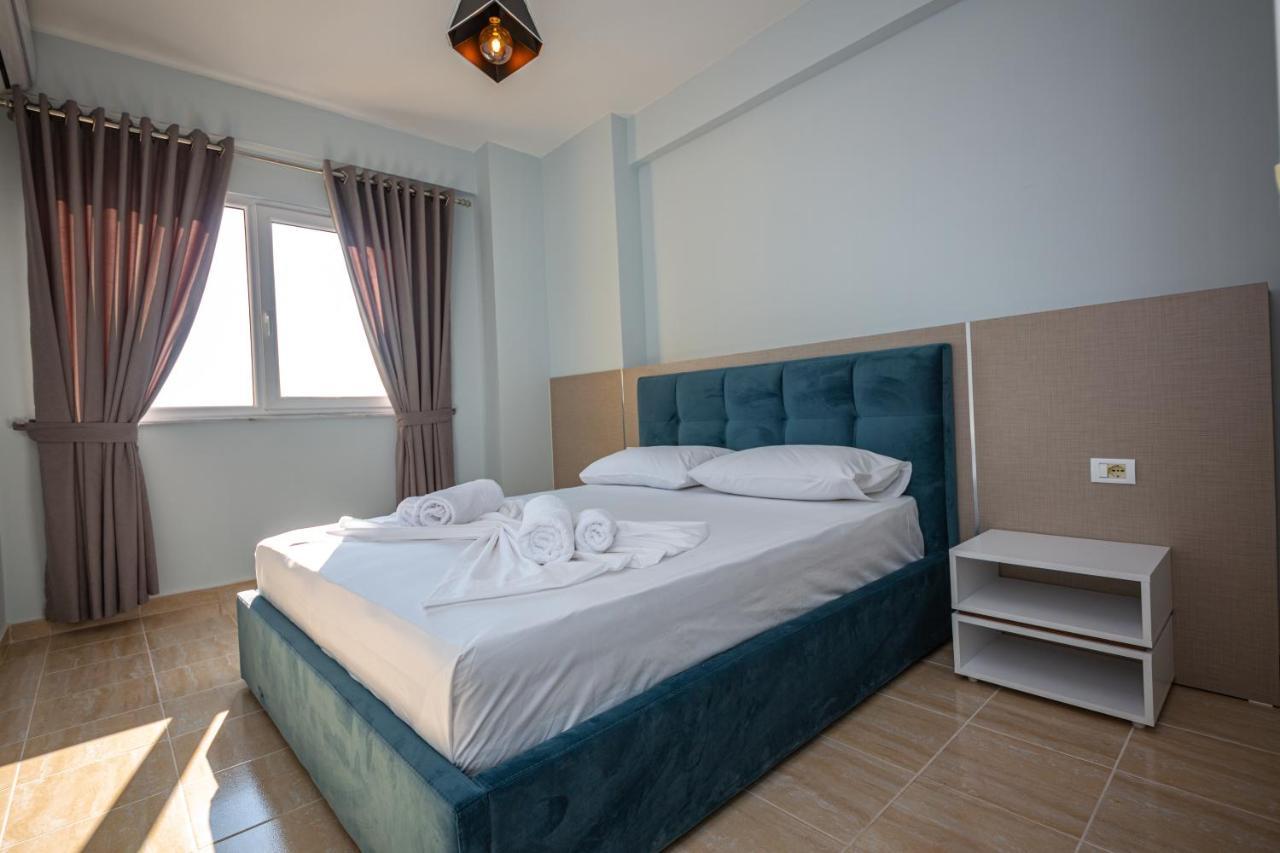 Ponari S Hotel Kryemëdhenji Room photo